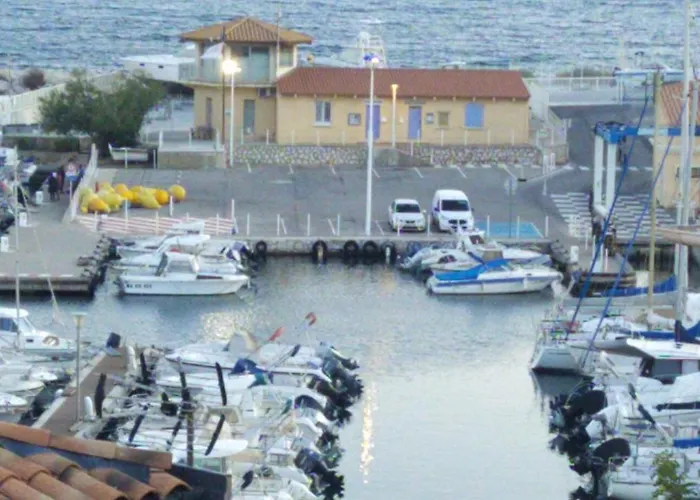 Magnifique Vue Mer Et Port