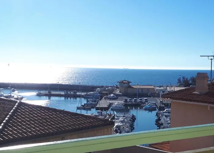 Magnifique Vue Mer Et Port