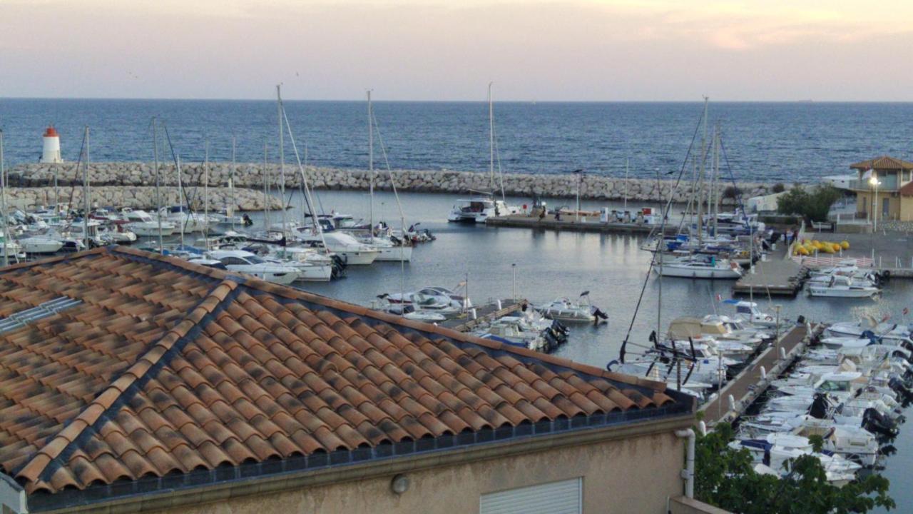 Magnifique Vue Et Port *