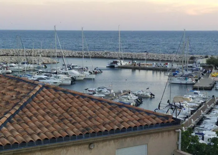Magnifique Vue Mer Et Port